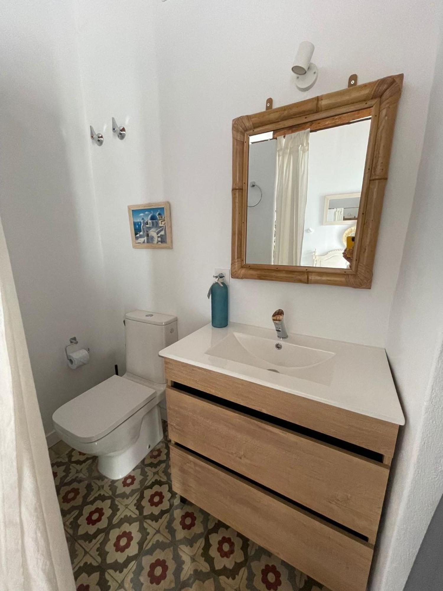 Dona Lola Rooms Коніль-де-ла-Фронтера Екстер'єр фото